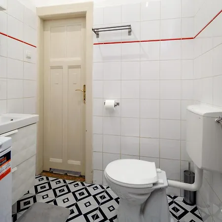 Kazincy Suites -Szimpla Kert 1Br Budapest Exterior photo