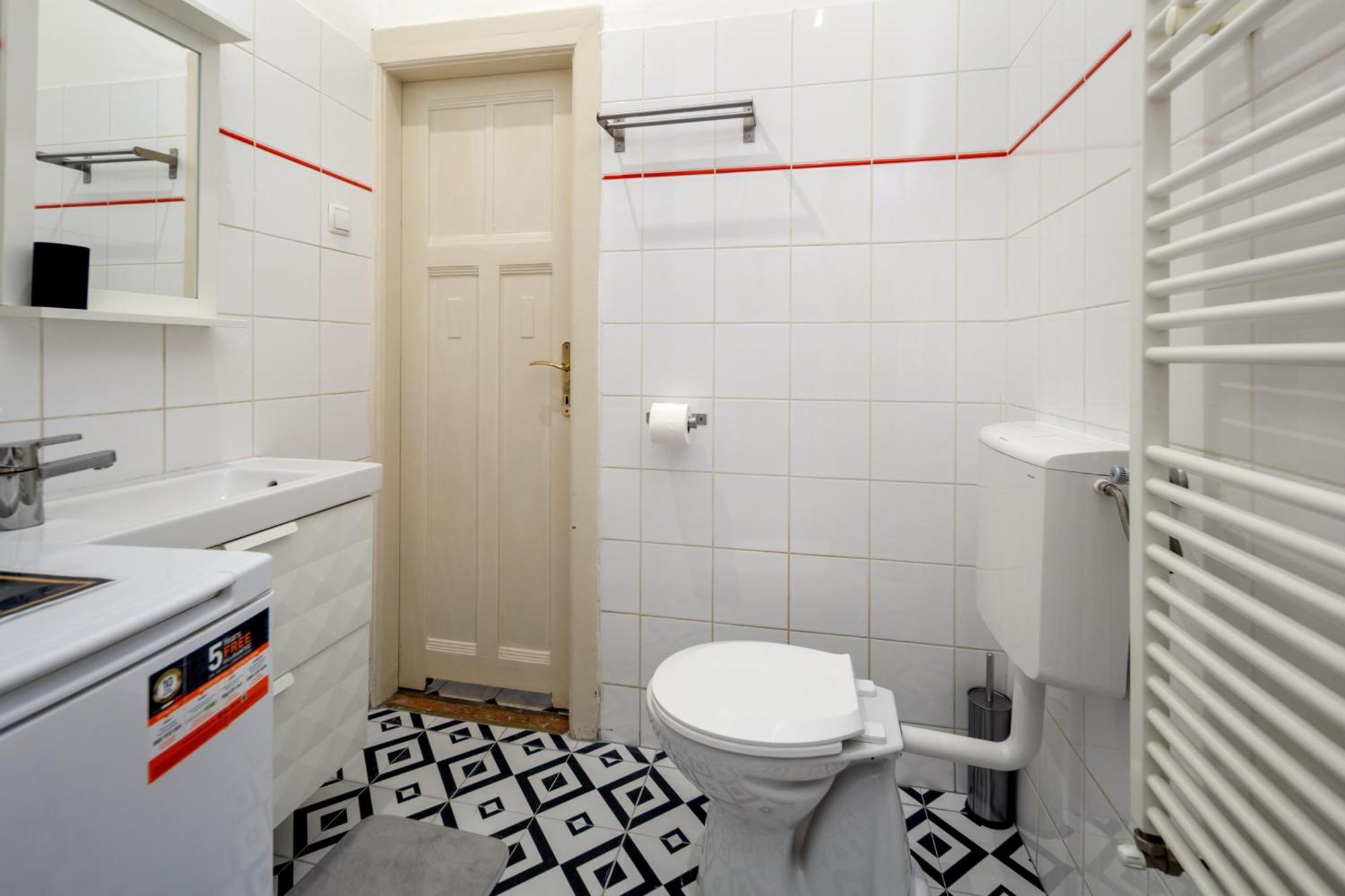 Kazincy -szimpla Kert 1br Apartment Budapest