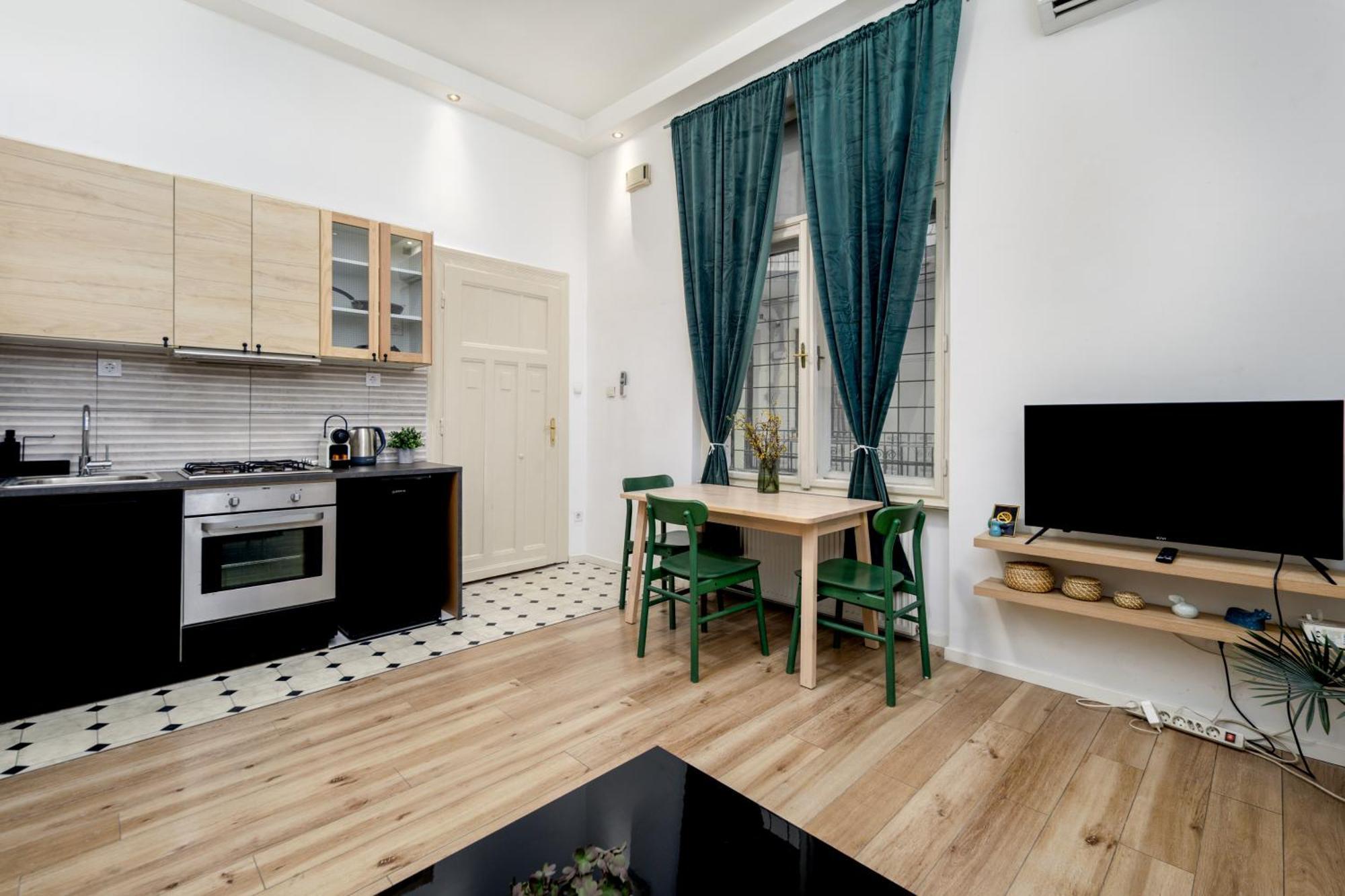 Apartment Kazincy -szimpla Kert 1br